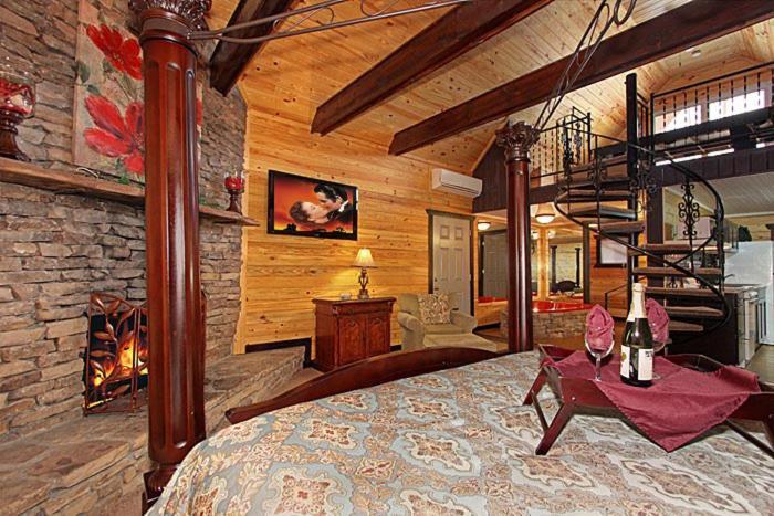 Lover'S Loft Gatlinburg Buitenkant foto